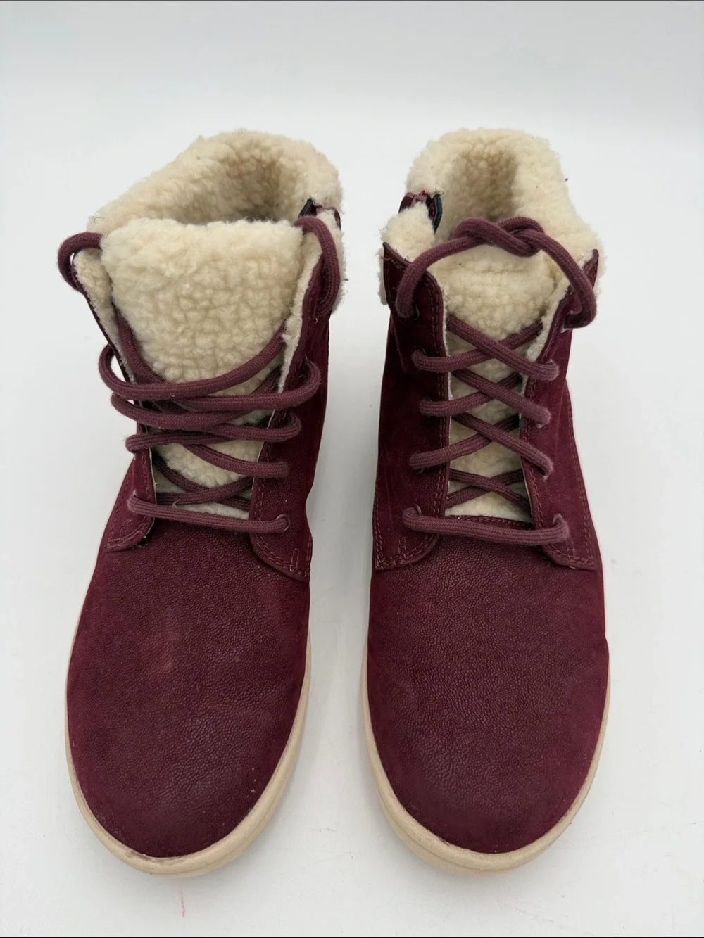 Clarks Burgundy Suede Shearling-Lined Ankle Booties women 7.5 M casual cozy Y2K